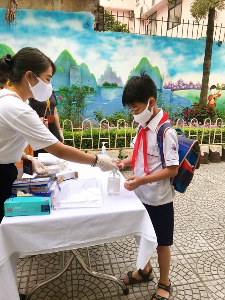 Ngày trở lại trường đầu tiên của các con học sinh trường TH Ba Đình