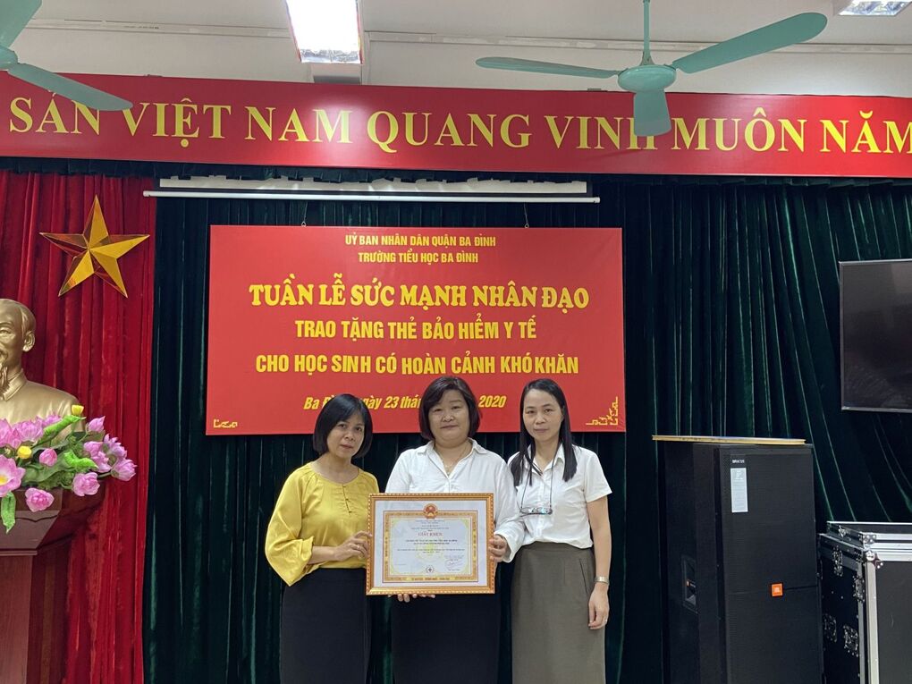 Trường Tiểu học Ba Đình tổ chức các hoạt động nhân đạo hướng tới kỉ niệm ngày thành lập Hội Chữ thập đỏ Việt Nam 23/11