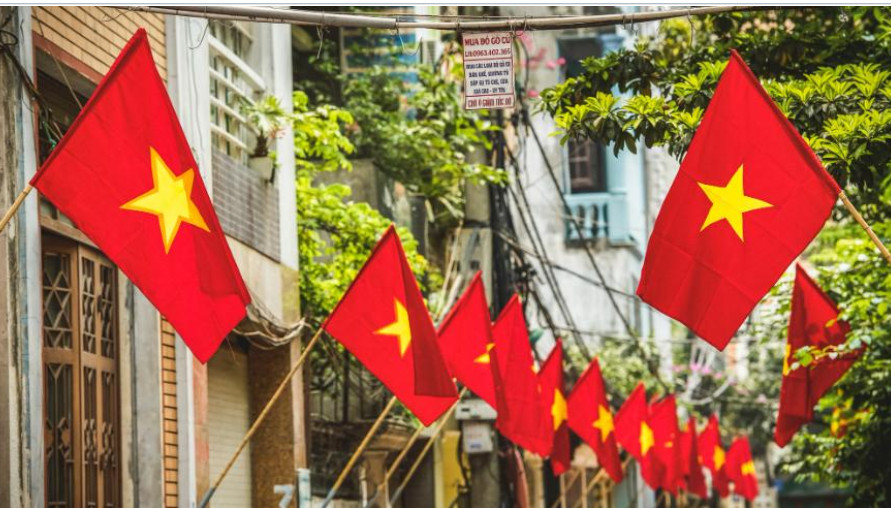 Thông báo về việc treo cờ Tổ quốc từ ngày 8/10/2022 đến hết ngày 11/10/2022.