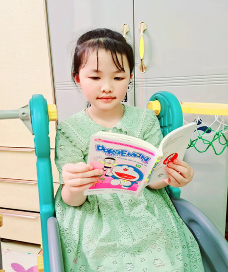 Lớp 3A2: Vũ Hà Phương - Cô bé lớp trưởng đa tài