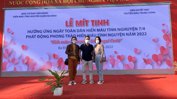 Chủ nhật hồng yêu thương