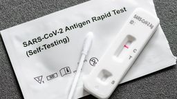 Lạm dụng test nhanh Covid-19: Lãng phí!