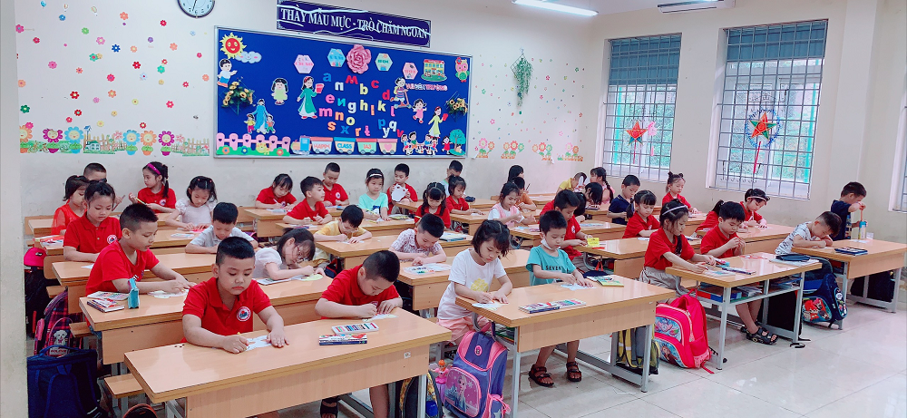 Lớp 1A3: Giữ gìn nét đẹp truyền thống ngày tết Trung thu qua hoạt động học tập và trải nghiệm tại trường