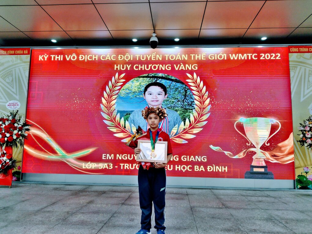 Nguyễn Hoàng Giang, học sinh lớp 5A3 trường Tiểu học Ba Đình đã xuất sắc giành HCV kỳ thi WMTC năm 2022 – Là học sinh tiêu biểu đạt điểm cao nhất kỳ thi WMTC 2022