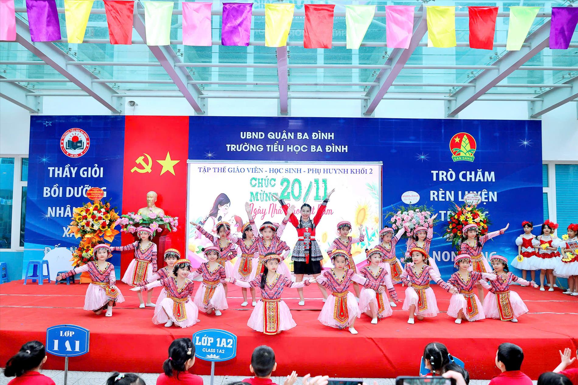 [Liên hoan văn nghệ Kỷ niệm Ngày nhà giáo Việt Nam 20/11] - Khối lớp 2