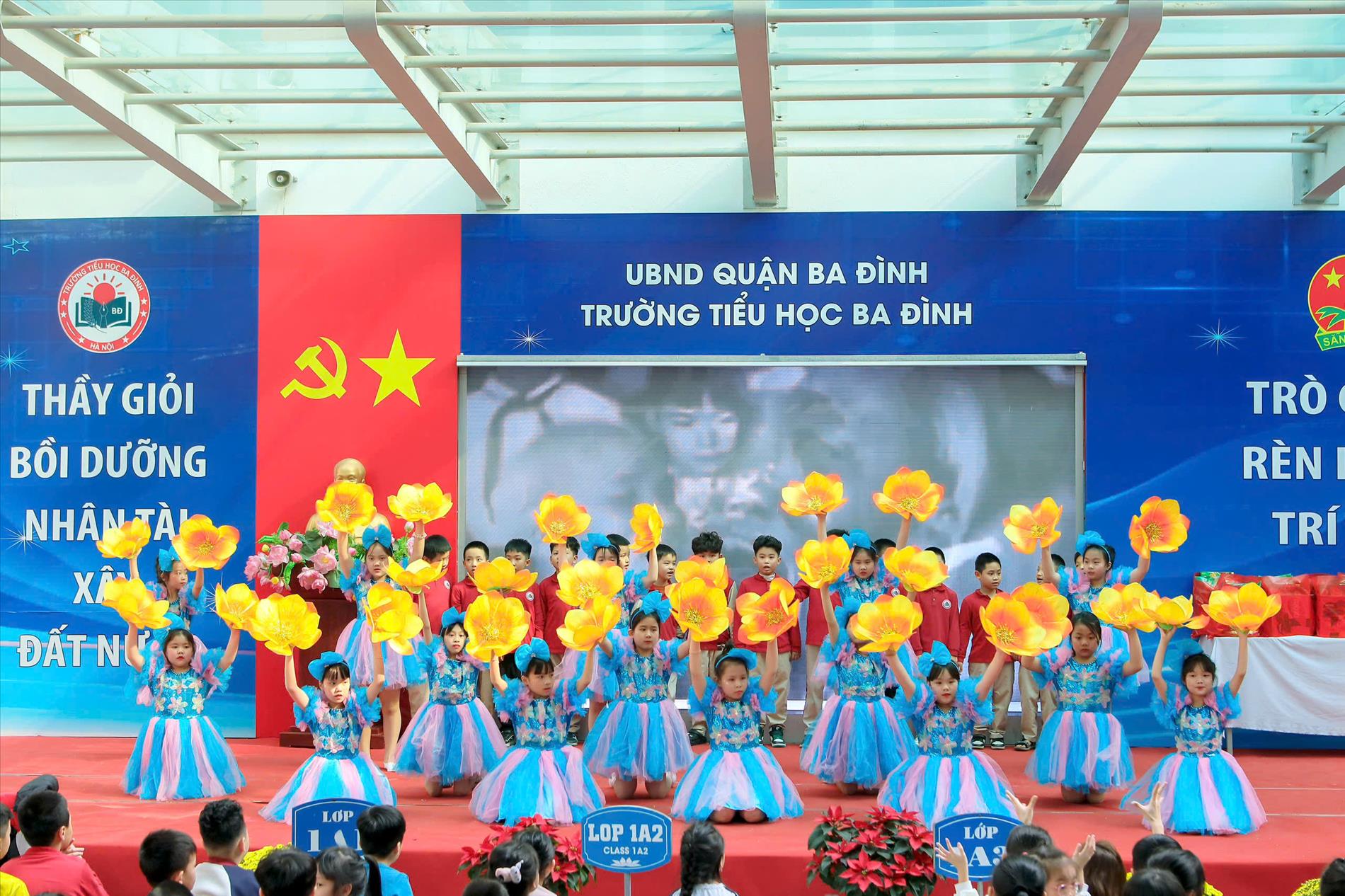 [Đại hội Cháu ngoan Bác Hồ] Ai yêu Bác Hồ Chí Minh hơn thiếu niên nhi đồng - Lớp 3A1