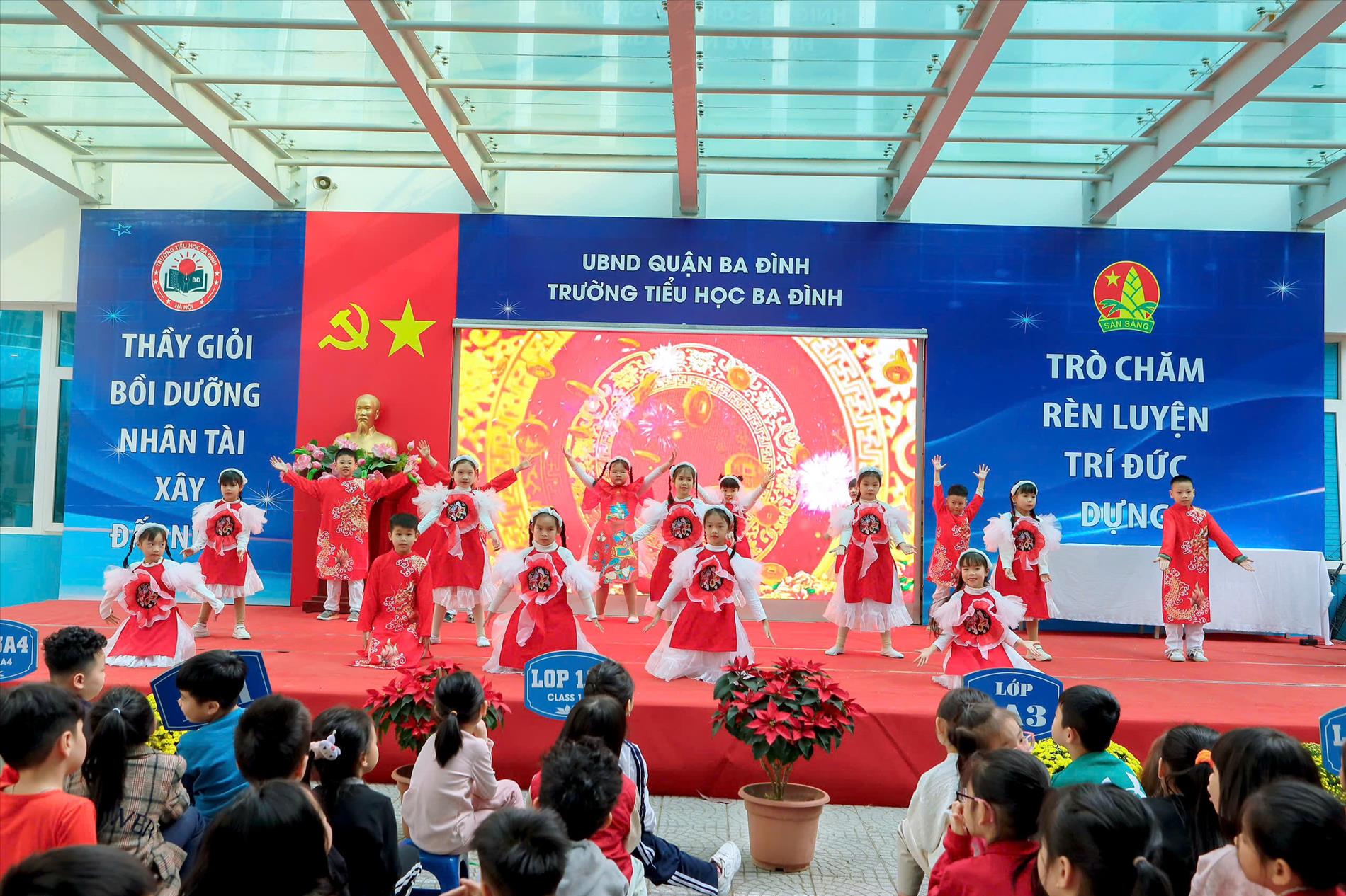 [Lễ Sơ kết học kì I] Một năm mới bình an - Lớp 2A5