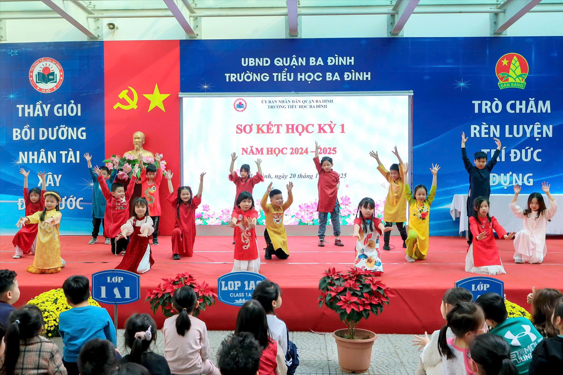 [Lễ Sơ kết học kì I] Ngày Tết quê em (remix) - Lớp 2A3