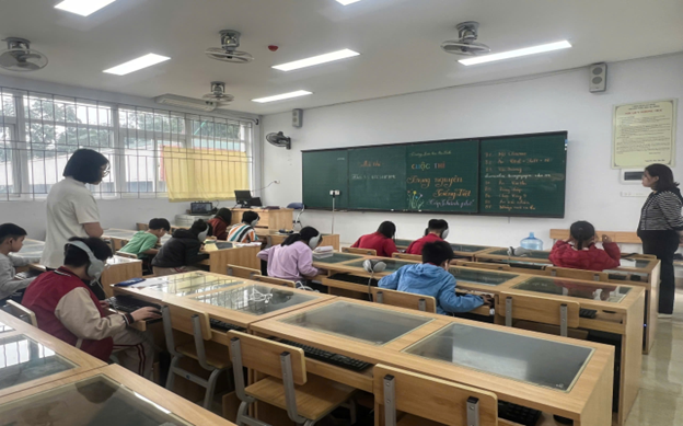 Học sinh khối lớp 1, 2, 3 trường Tiểu học Ba Đình tham gia dự thi vòng thi Hội - cấp Thành phố Sân chơi Trạng Nguyên Tiếng Việt