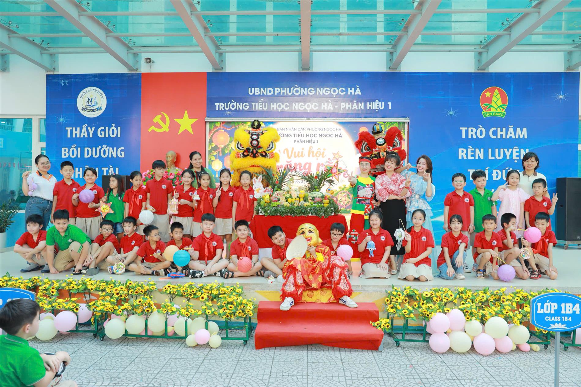 TRUNG THU RỘN RÀNG - ĐONG ĐẦY NIỀM VUI TẠI TRƯỜNG TH NGỌC HÀ - PHÂN HIỆU 1