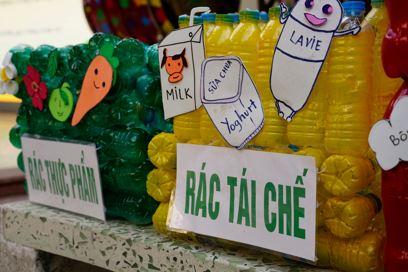 A picture containing text, snack food

Description automatically generated