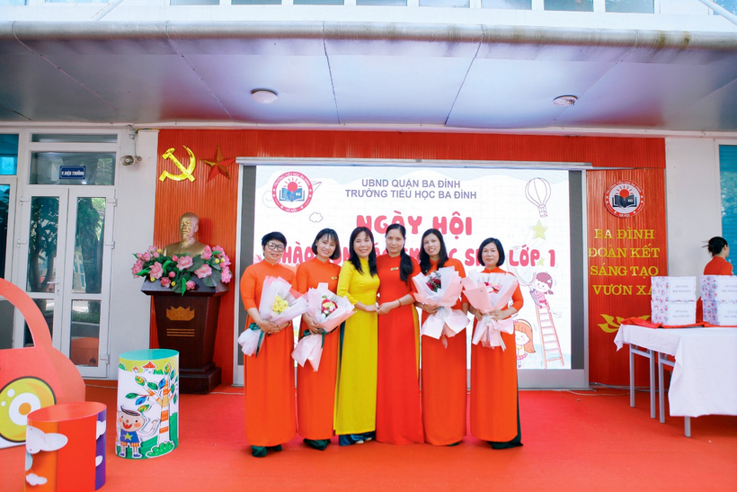 A picture containing text, floor, indoor

Description automatically generated