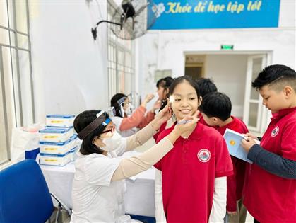 Trường Tiểu học Ba Đình tổ chức khám sức khỏe cho học sinh đầu năm học 2025 – 2026