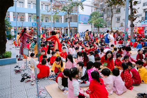 Lần đầu tiên được trải nghiệm “Ngày hội Bánh chưng” của học sinh lớp 1Trường Tiểu học Ba Đình