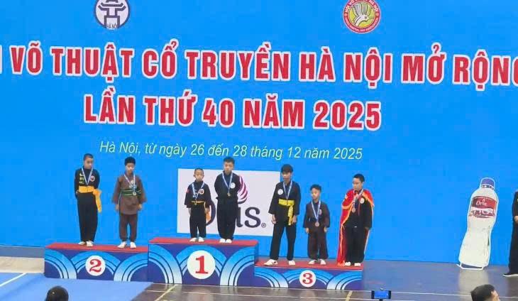 Cậu học trò lớp 1 và "cú đúp" Huy chương tại Giải Võ Cổ Truyền Hà Nội Mở rộng năm 2025
