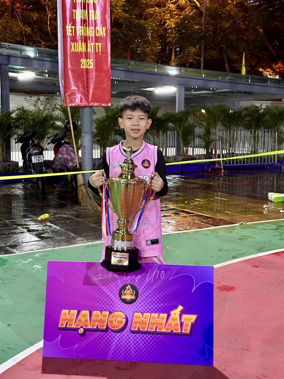 [Tự hào Ba Đình] – Hoàng Lân: Khi đam mê cất cánh từ mái trường thân yêu 🏀✨