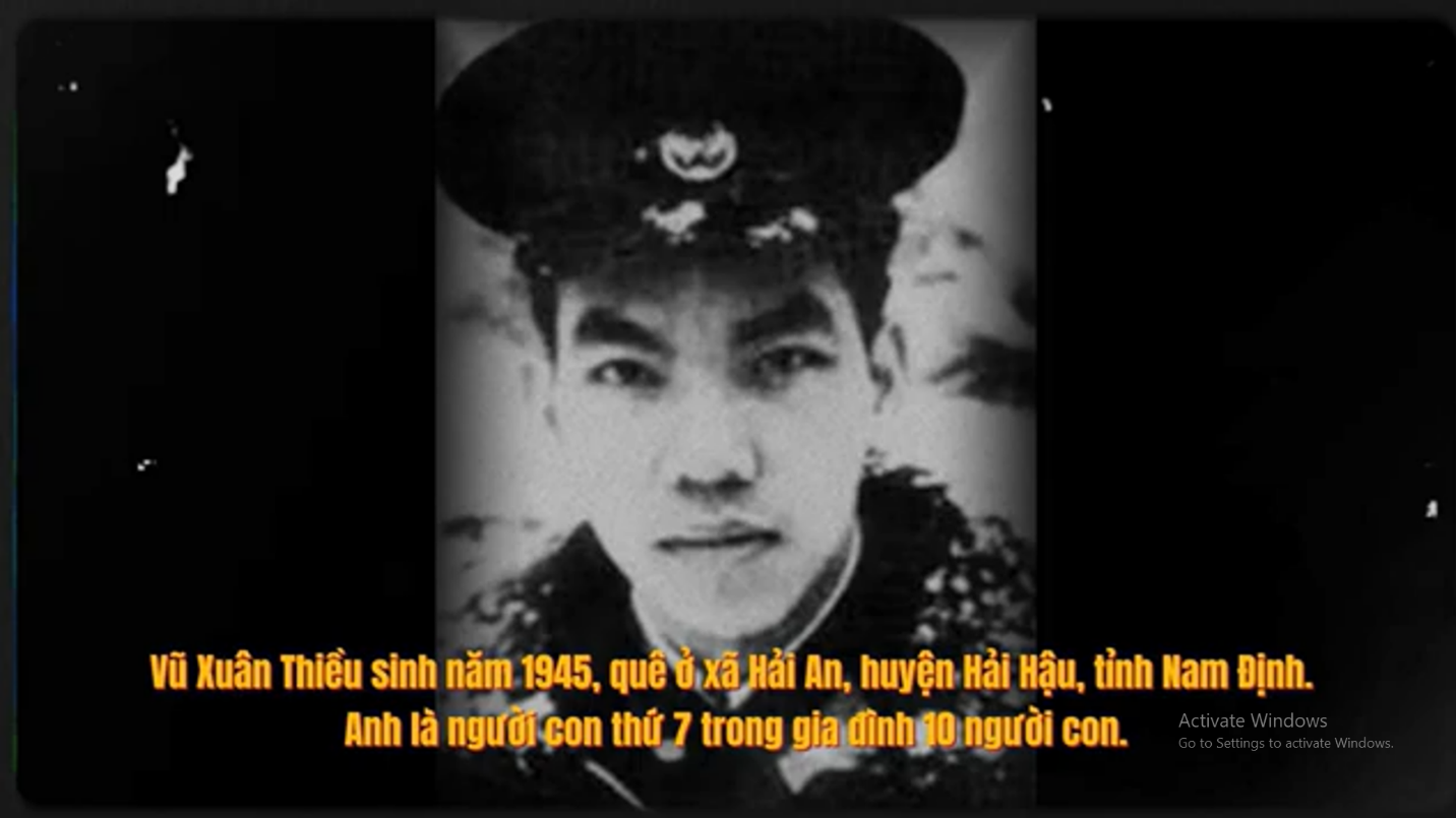 A person in a uniform

AI-generated content may be incorrect.