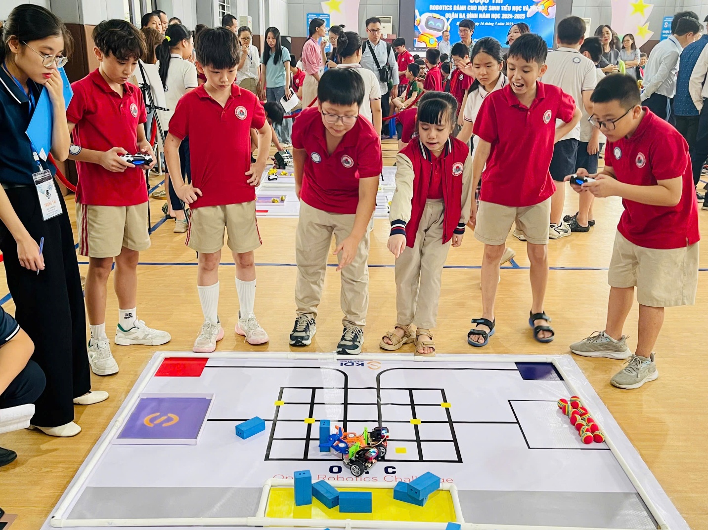 A group of children playing a game

AI-generated content may be incorrect.