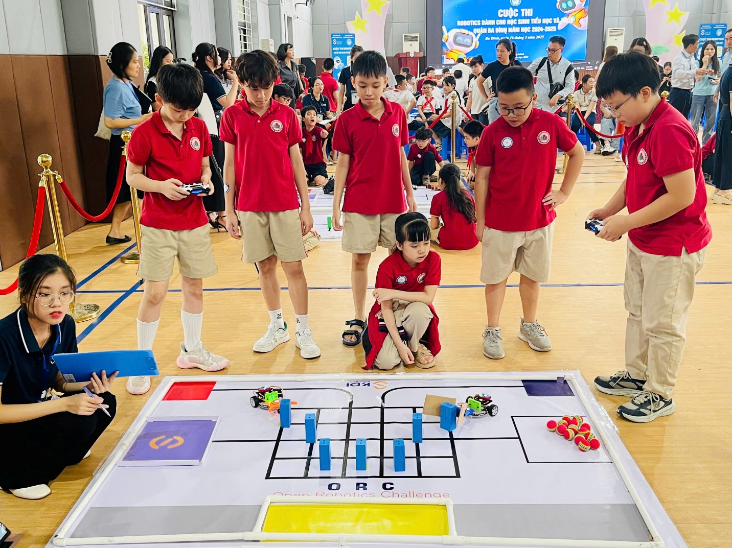 A group of kids playing a game

AI-generated content may be incorrect.